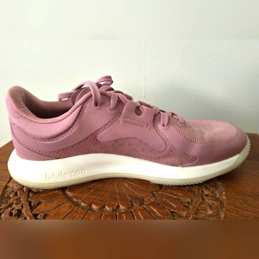 lululemon athletica Women's Mauve Athletic Shoes